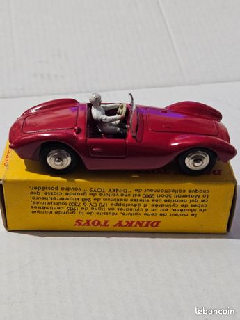 Dinky Toys Maserati Sport 2000 N°22a + Boite D'Origine Made in France