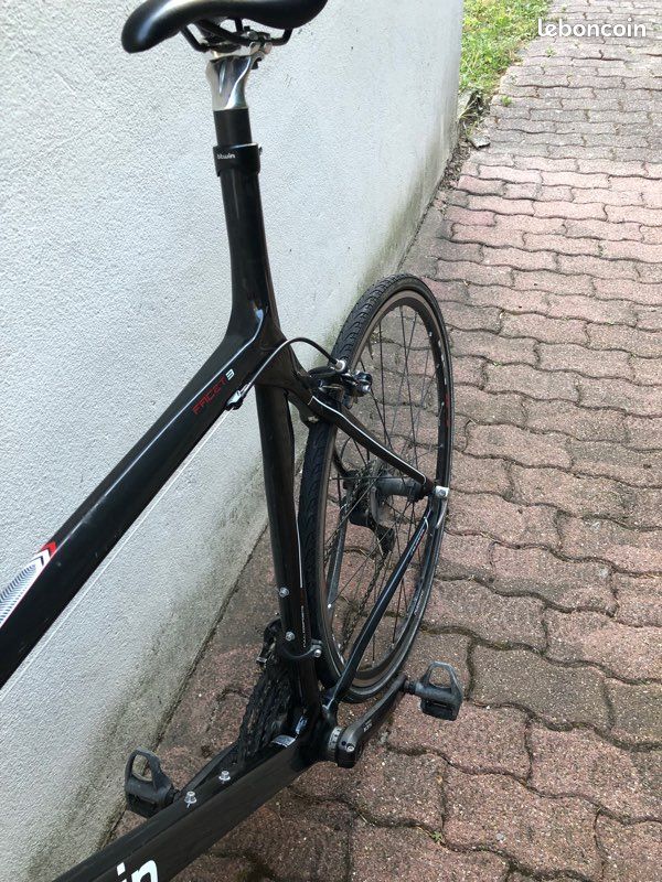 Velo de course carbone taille XL Vélos