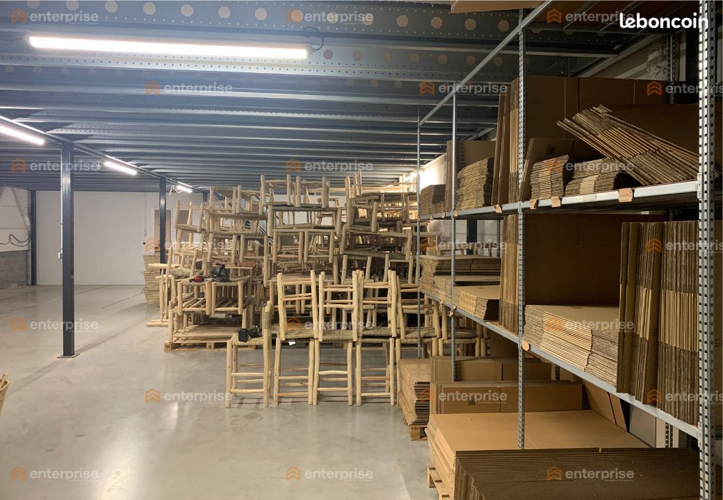 Local d'activité 450 m² (image 2)
