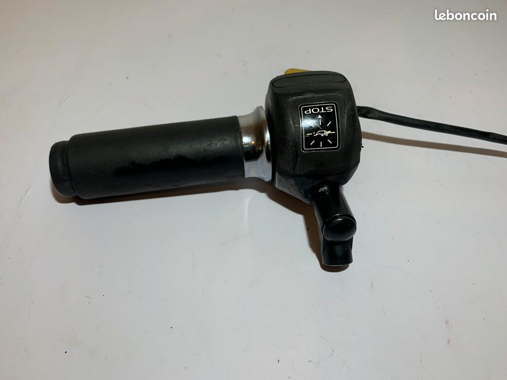 Commodo droit Peugeot trekker / tkr furious (image 3)