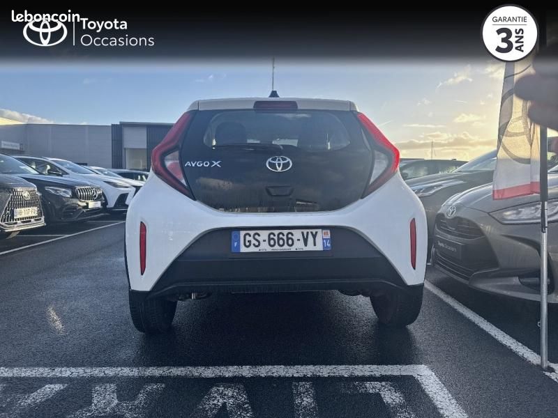 Toyota Aygo X 1.0 VVT-i 72ch Dynamic MY23 (image 5)
