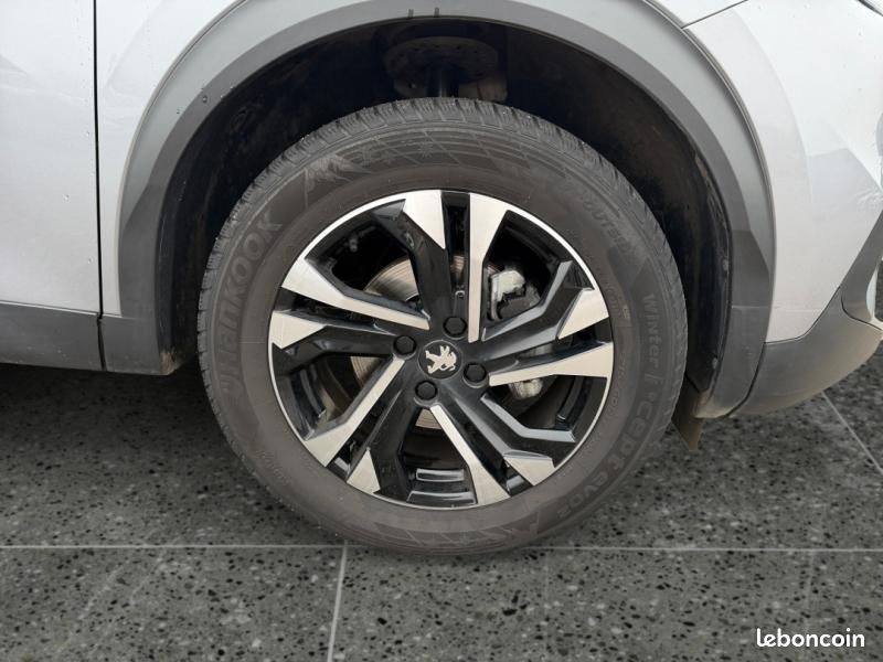 Peugeot 2008 1.2 PureTech 130ch S&S Allure (image 14)