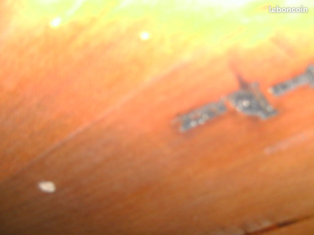 Vend table ronde (image 2)