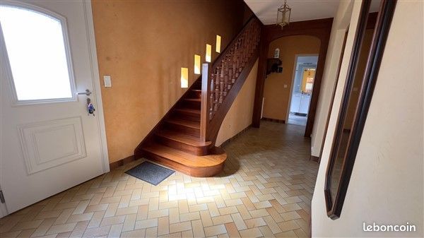 Maison 6 pièces 198 m² - Sainte-Fortunade 19490 (image principale 5)