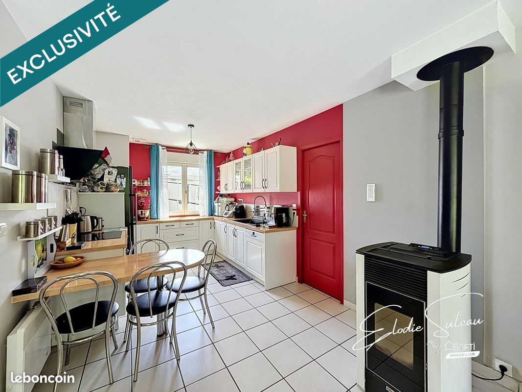 Maison 5 pièces 104 m² · à Le Lion-d'Angers · 104 m² · 223 000 €