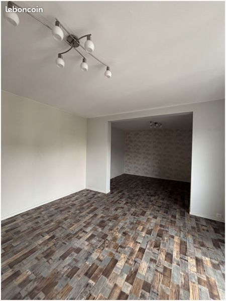 Appartement 3 pièces 80 m² · à Tourcoing · 80 m² · 819 €/mois