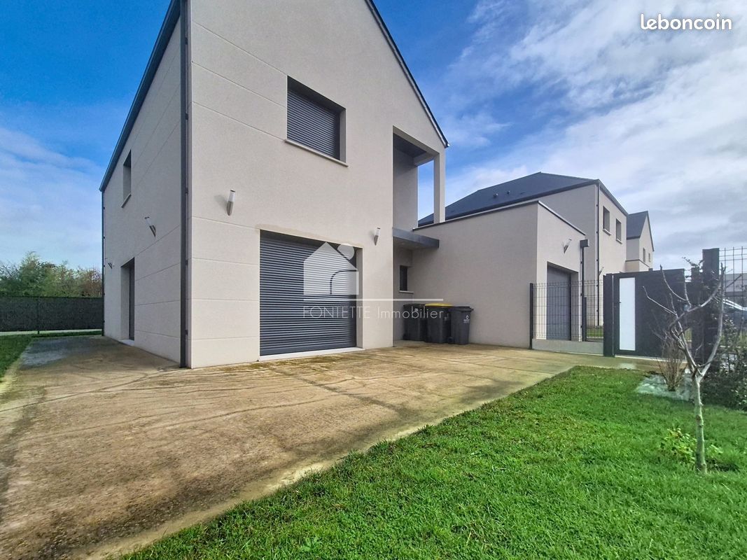 Maison 6 pièces 144 m² · à Éterville · 144 m² · 399 900 €