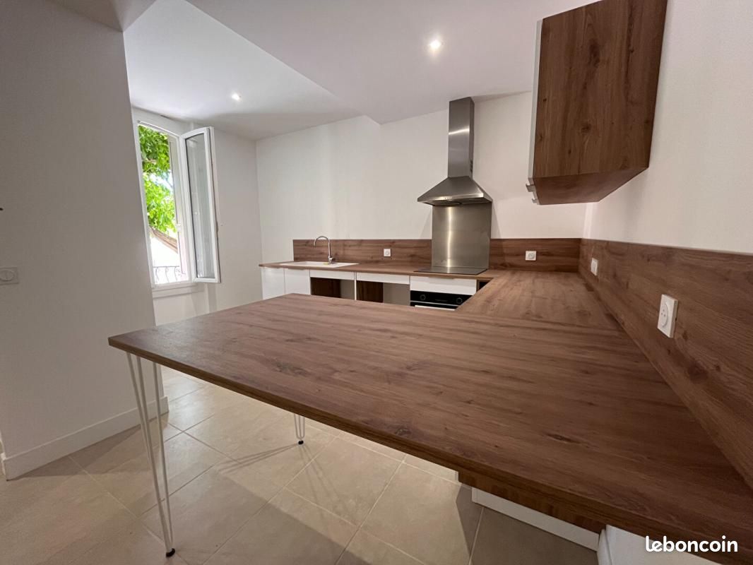 Appartement 5 pièces 115 m² · à Estagel · 115 m² · 948 €