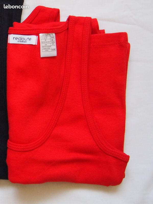 Robe moulante maille fine côtelée rouge (image 2)