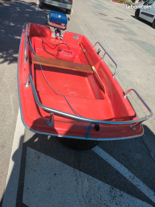 Bateau OASIS DOMINO 2 (image 1)