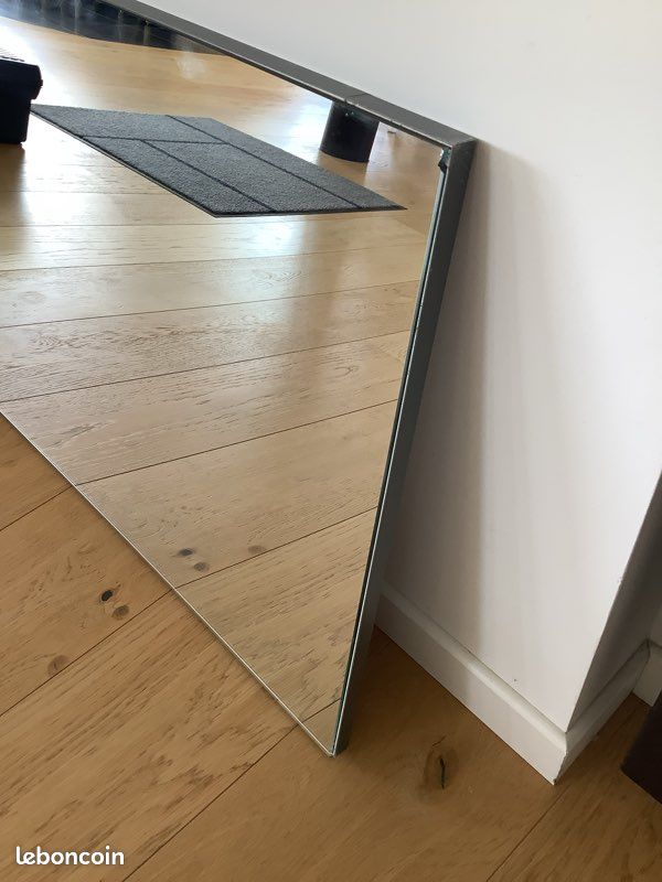 Miroir salle de bain ou toilette à suspendre au mur (image 8)