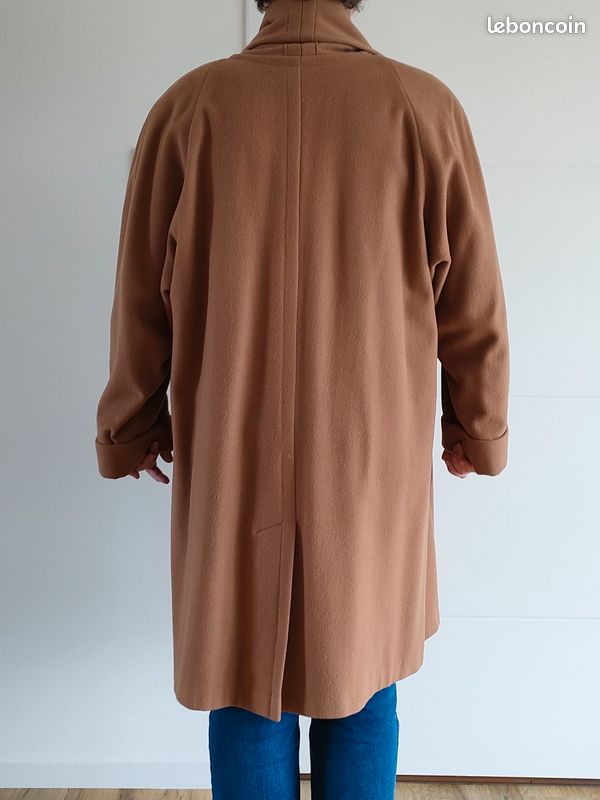 Beau manteau laine chaud et chic Vêtements