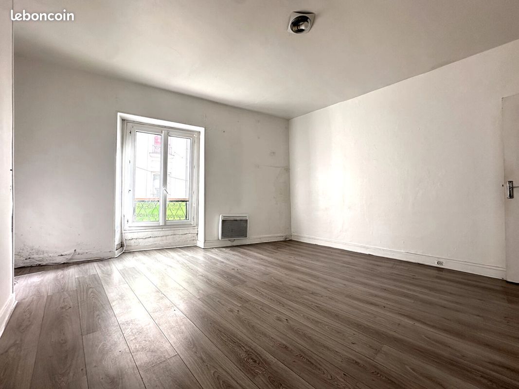 Appartement 1 pièce 30 m² · à Paris · 30 m² · 210 000 €