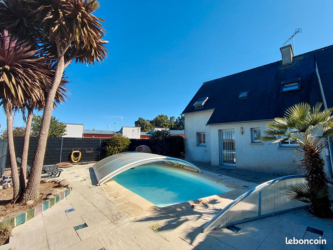 Maison 6 pièces 129 m² · à Saint-Martin-des-Champs · 129 m² · 284 900 €