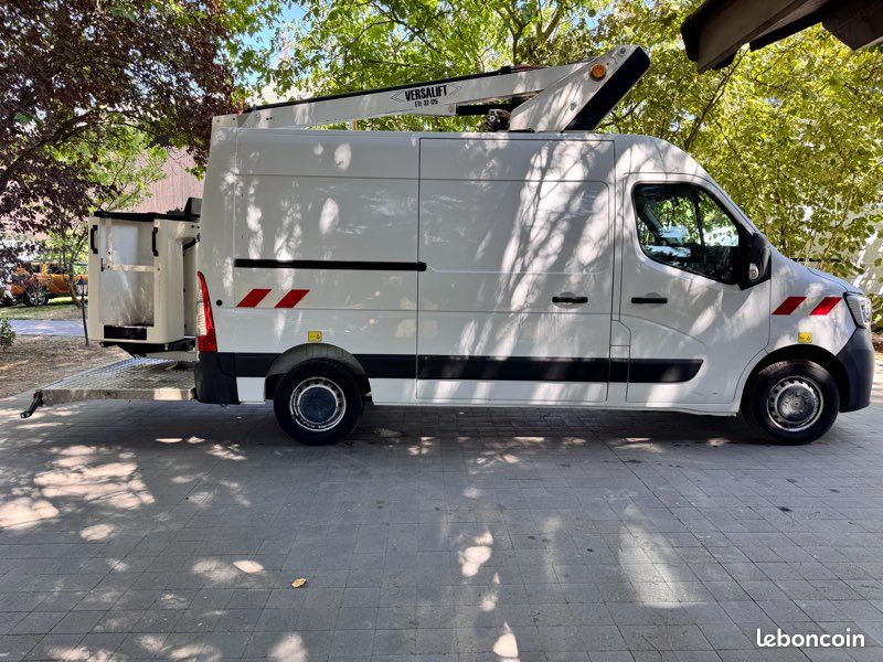 Renault Master nacelle f3500 l2h2 blue dci 145 versalift etl-32-125 fourgon traction 2020 – photo 4