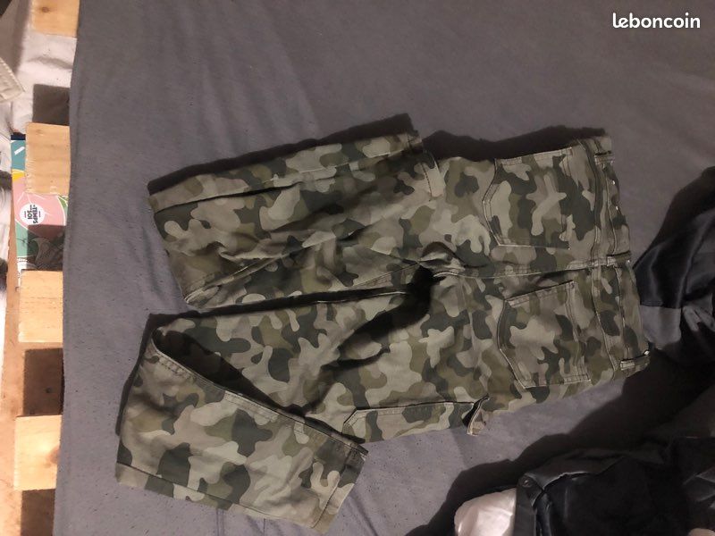 Pantalon militaire (image 1)