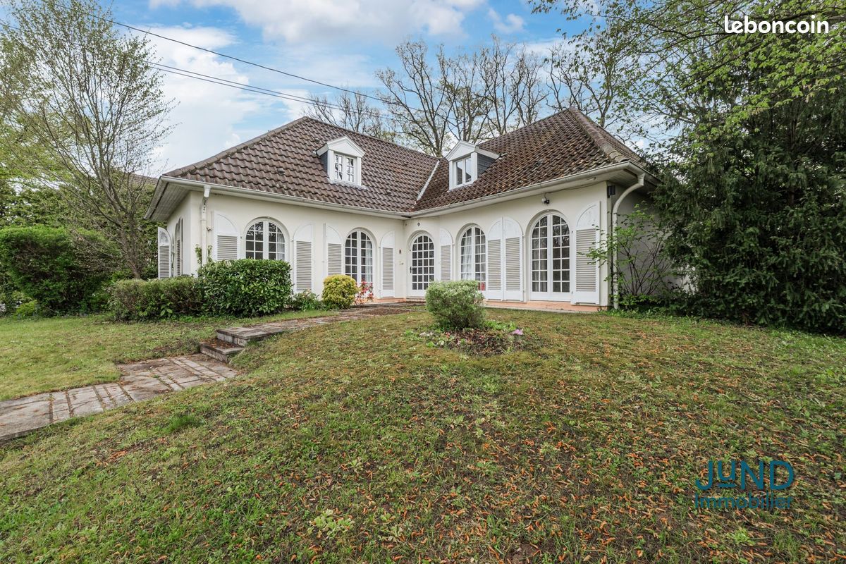 Maison 6 pièces 159 m² · à Schweighouse-sur-Moder · 159 m² · 449 000 €