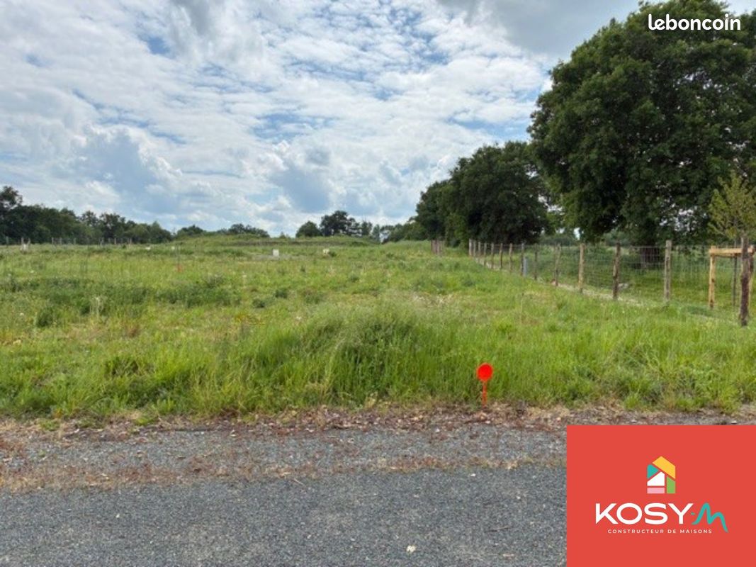 Terrain 331 m² · à Segré-en-Anjou Bleu · 331 m² · 44 478 €