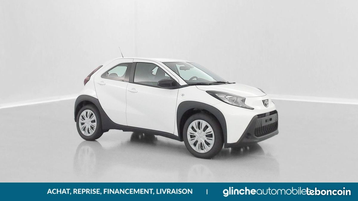 Toyota aygo x 1.0 VVT-i 72ch Dynamic (image 27)