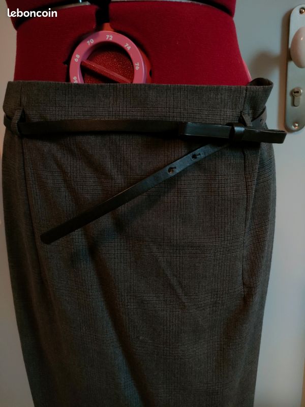 Jupe tailleur mi-longue fendue ceinture (image 11)