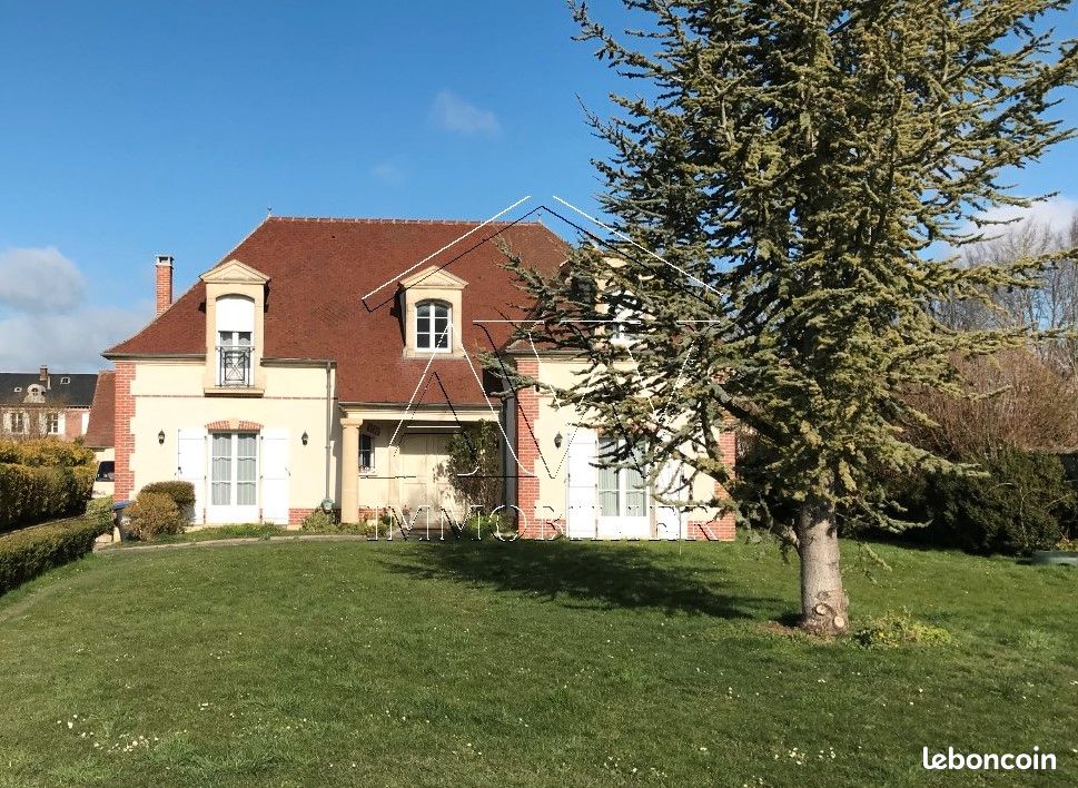 Maison 6 pièces 150 m² · à Noailles · 150 m² · 568 000 €
