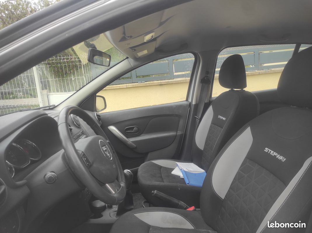 Sandero stepway 0,9 TCE 90 CV phase 2 année 2016 GPS CLIM REGULATEUR 50000 KM (image 4)