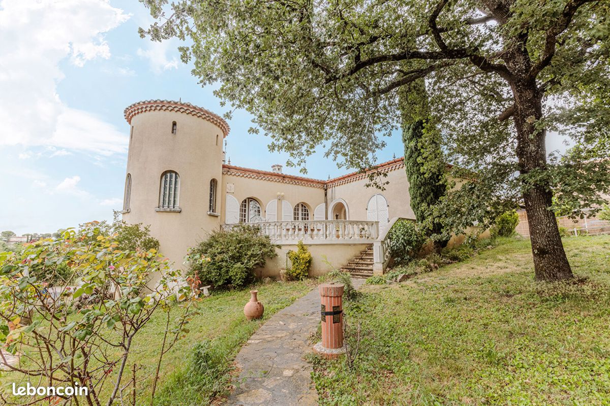 Maison 6 pièces 170 m² · à Lacroix-Falgarde · 170 m² · 472 500 €