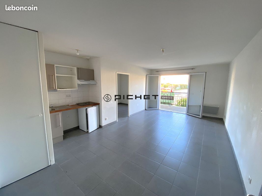 Appartement 2 pièces 40 m² · à Fargues-Saint-Hilaire · 40 m² · 135 000 €