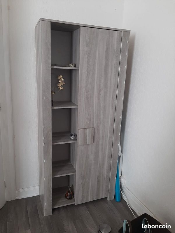 Armoire (image 1)