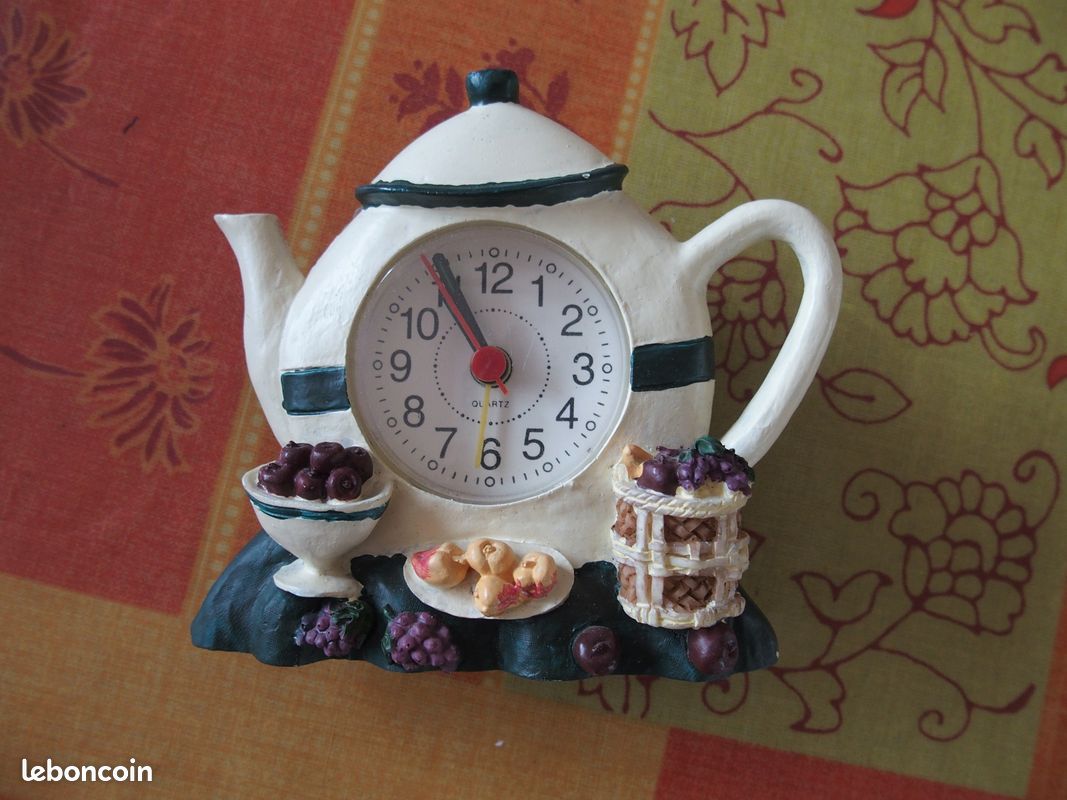 Théière ancienne design Gobelin année 60-70 - Arts de la table
