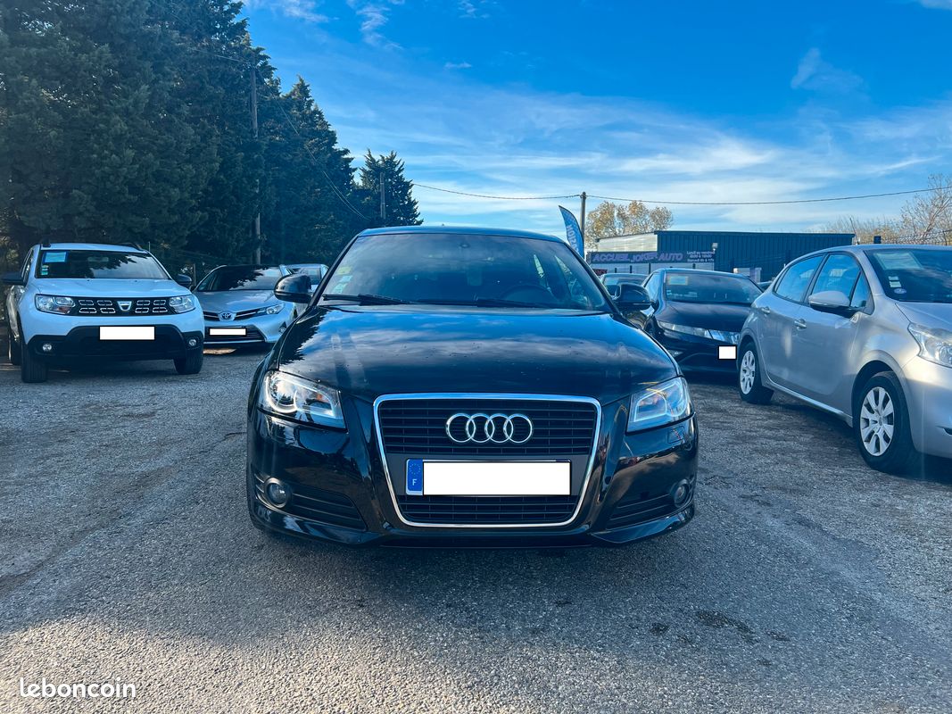 Audi A3 8P sportback 2.0 TDI 140 Sline - Voitures