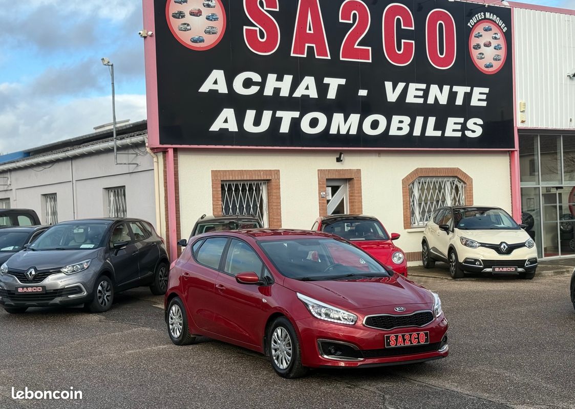 KIA CEE'D 1.4 100 ch Motion * Propre et Entretenue (image 1)