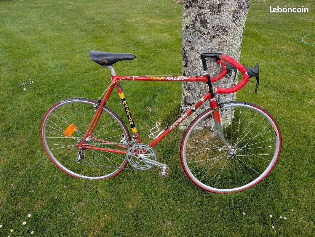 What is the value of a Raleigh Team Record bike