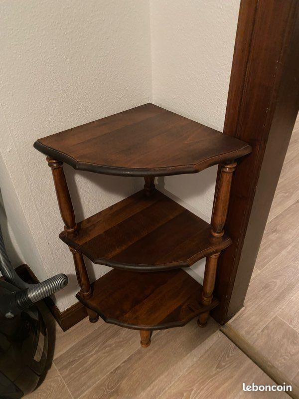 Meuble d’angle en bois (image 2)