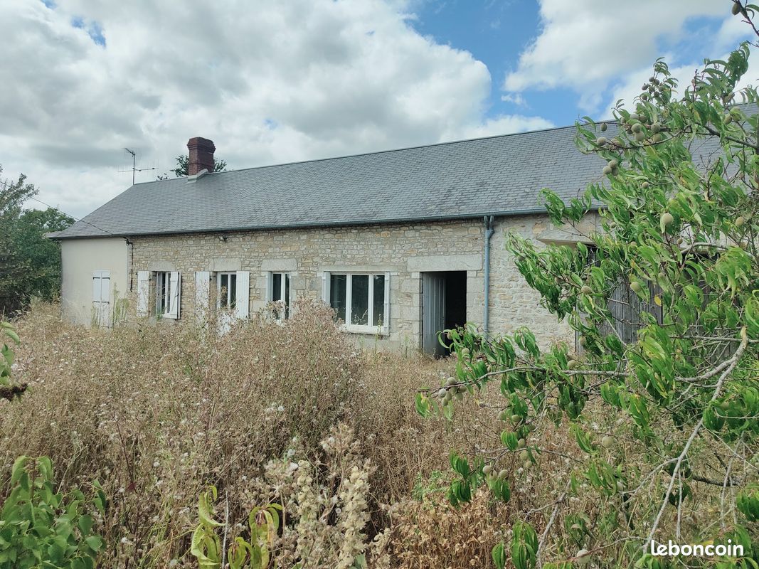 Maison 1 pièce 90 m² · à Sées · 90 m² · 80 000 €