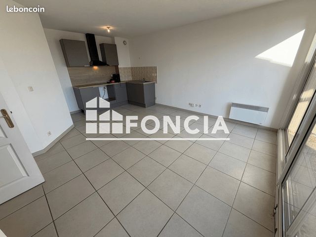 Appartement 2 pièces 42 m² · à Saint-Martin-de-Crau · 42 m² · 715 €/mois