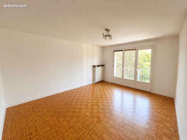 Studio 1 pièce 31 m²