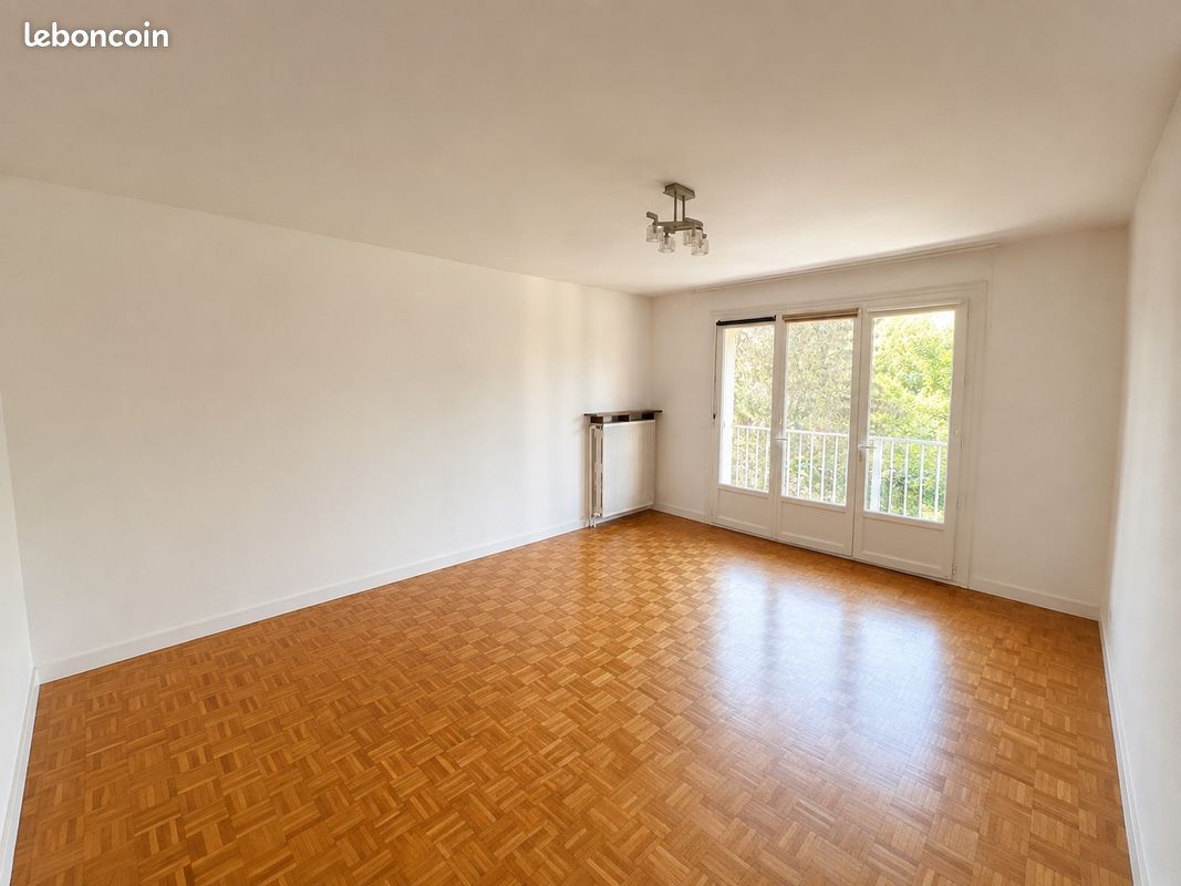 Appartement 1 pièce 31 m² · à Le Puy-en-Velay · 31 m² · 45 000 €