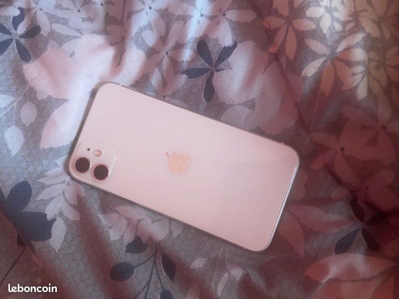 IPhone 11 blanc 128 giga (image 1)