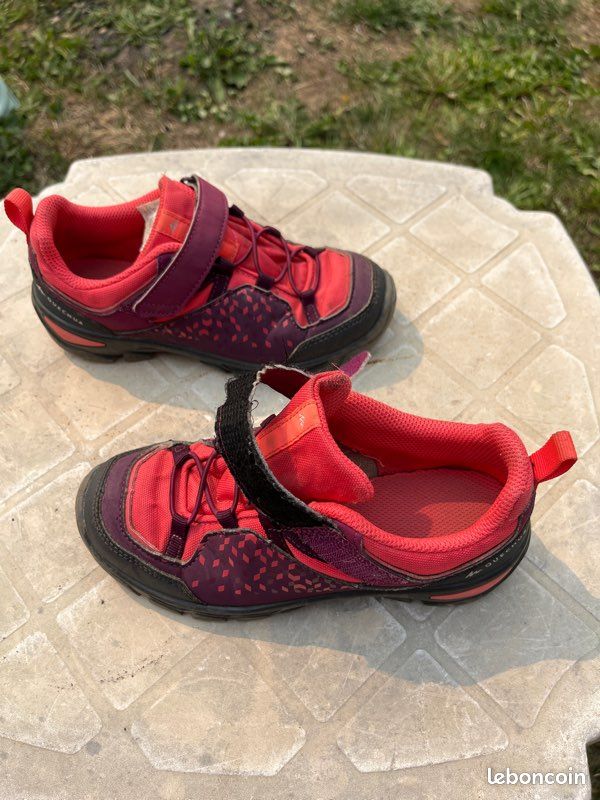 Chaussures randonnée marche pédestre Quechua enfant taille 32