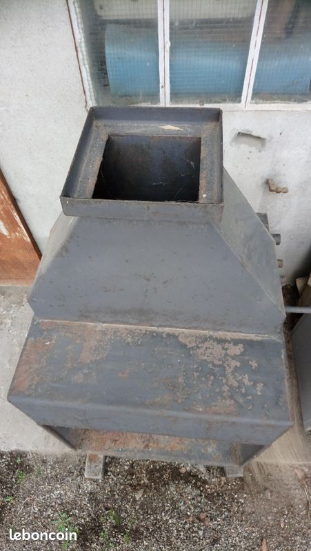 Récupérateur de chaleur au bois, en fonte pour chauffage central avec circulation d'eau pour chauffe (image 3)