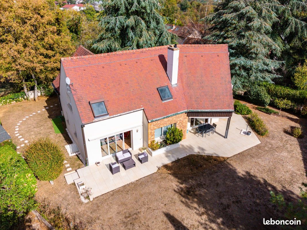 Maison 7 pièces 215 m² · à Dijon · 215 m² · 625 000 €