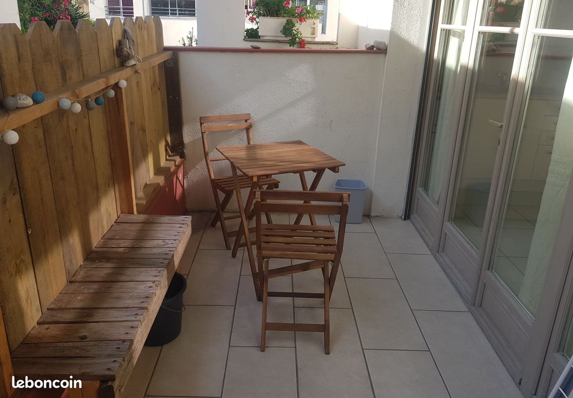 Studio hyper centre au calme (image 2)