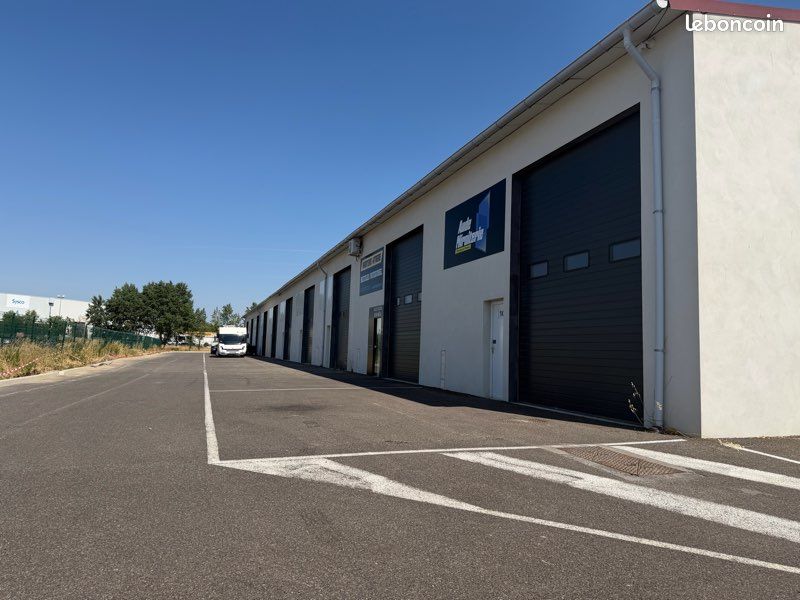 1 pièce 200 m² · à Carcassonne · 200 m² · 1 400 €/mois