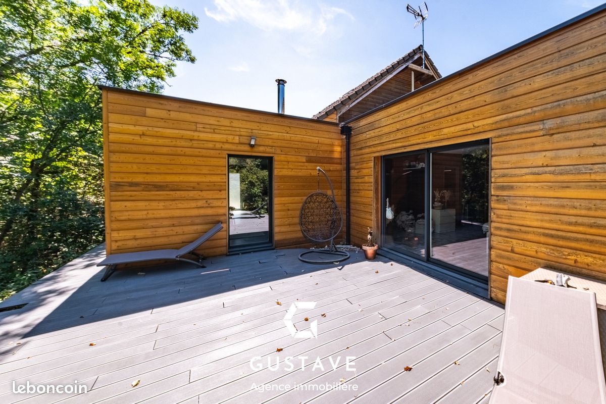 Maison 5 pièces 148 m² · à Hauteville-lès-Dijon · 148 m² · 465 000 €