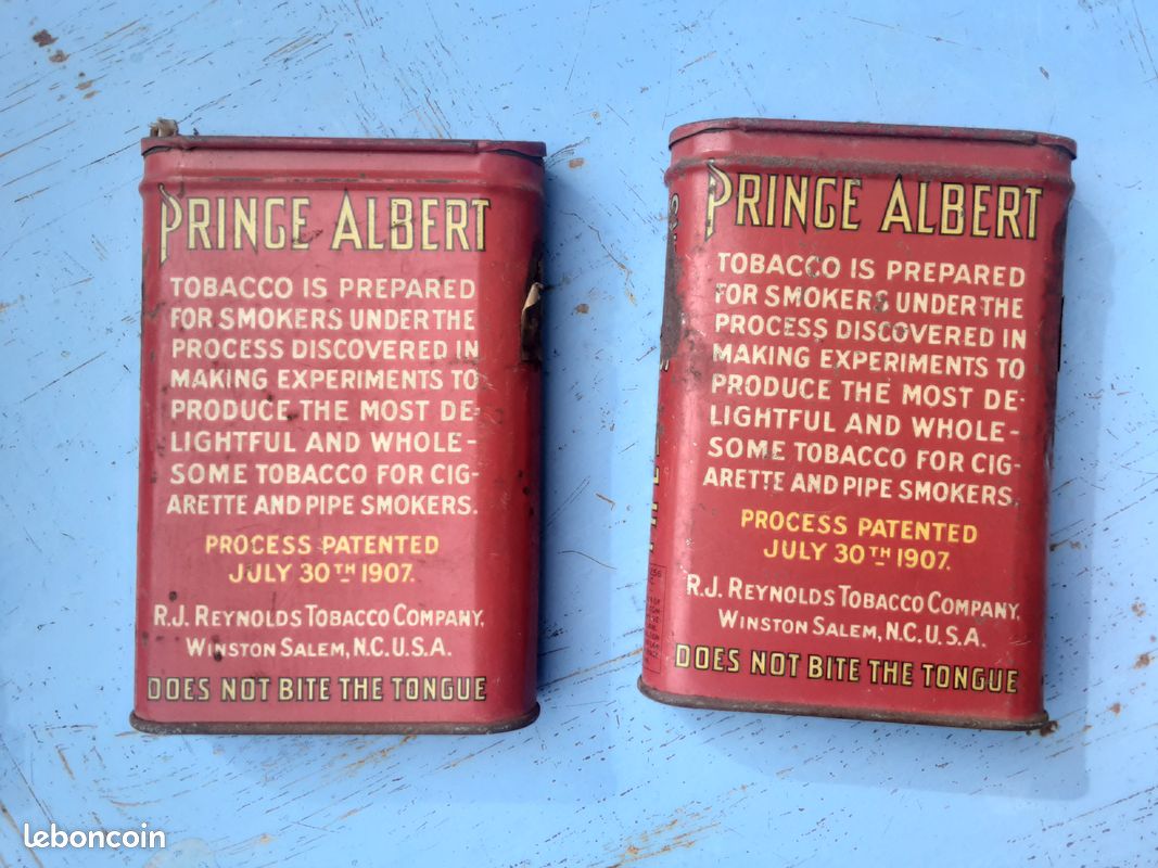 2 étuis à tabac ”Prince Albert” - Collection