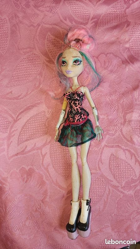 Vend poupee monster high Rachel (image 1)