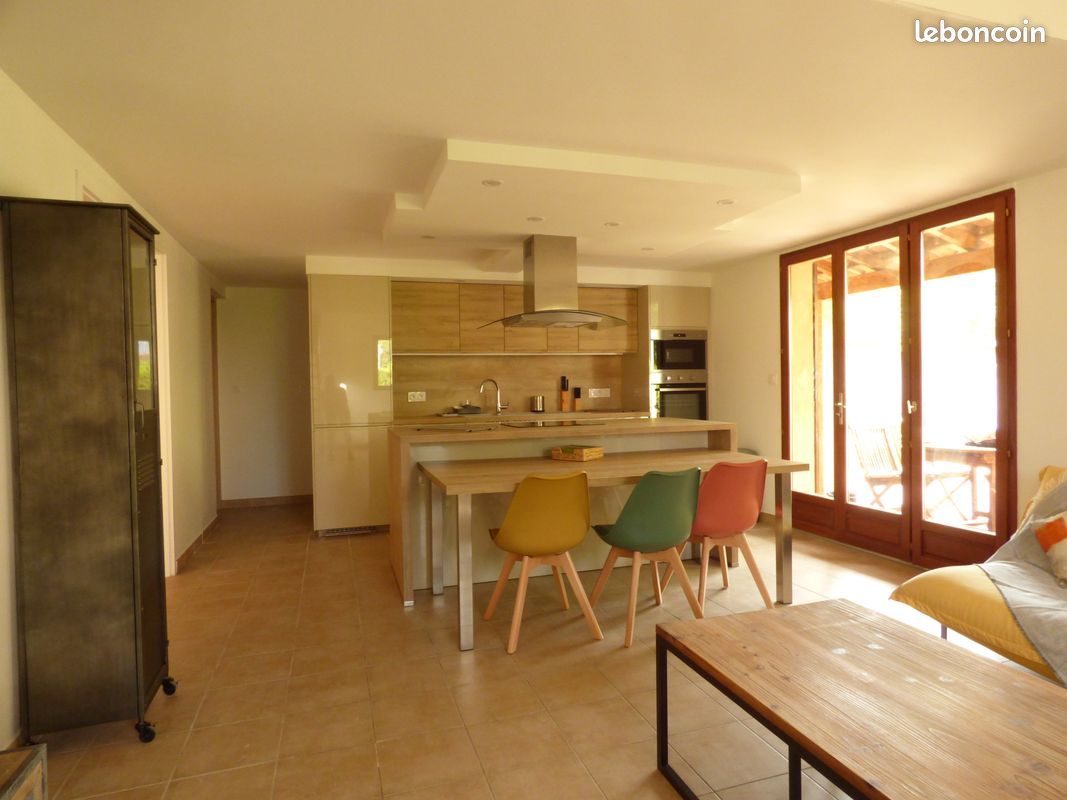 Maison 3 pièces 90 m² · à Hyères · 90 m² · 1 400 €/mois