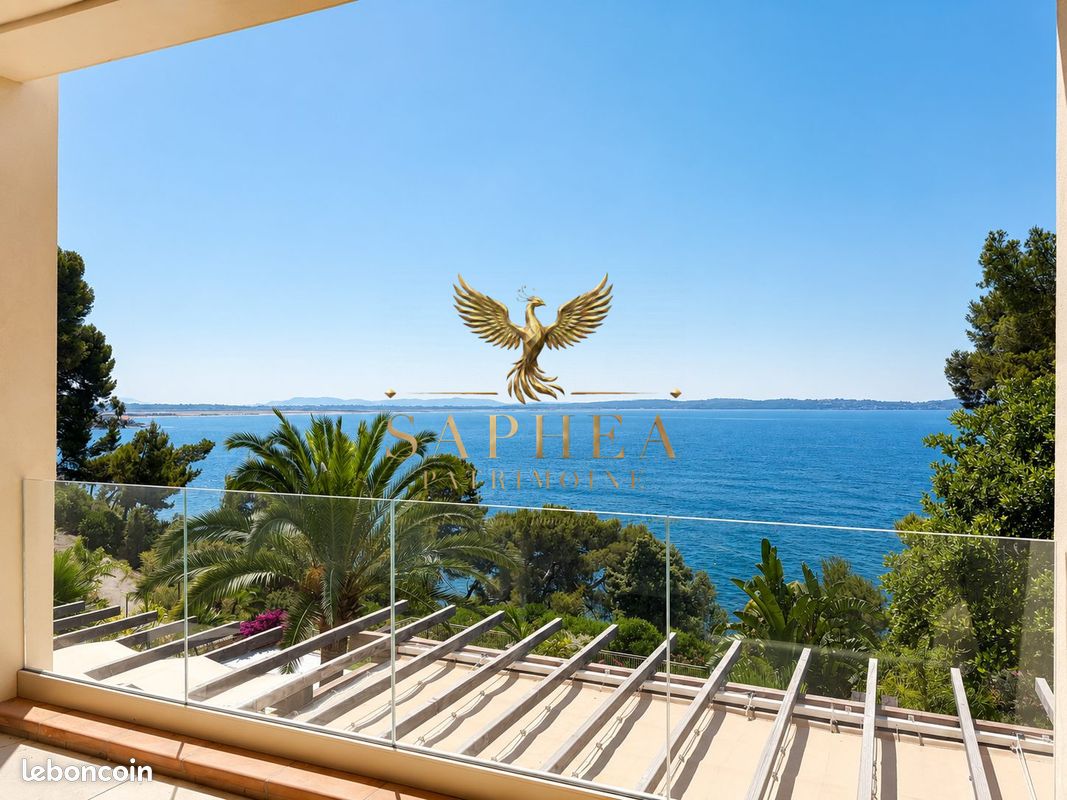 Appartement 2 pièces 50 m² · à Carqueiranne · 50 m² · 880 000 €