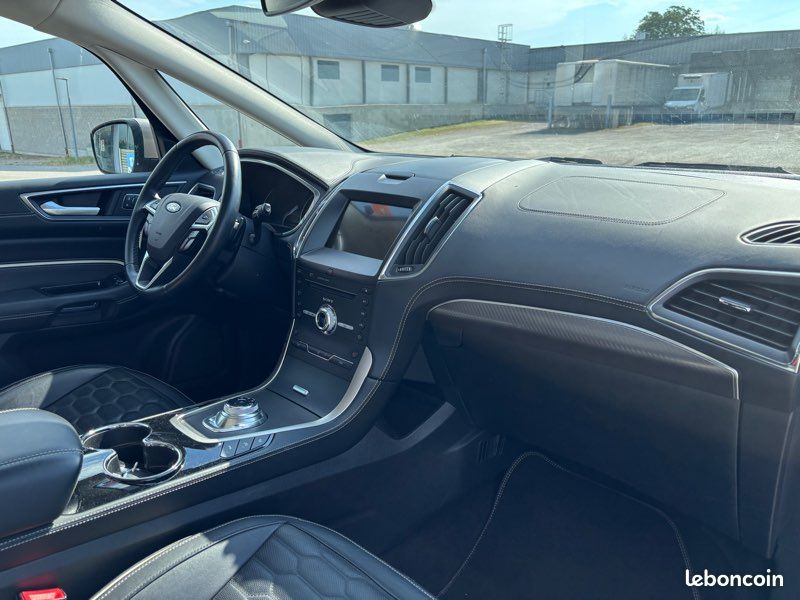 Ford S-Max 7places 2.0 EcoBlue 190ch Vignale Boîte auto (image 12)